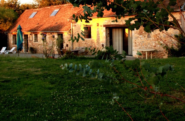 Group gite for 13 people + 10 minutes from Le Mans