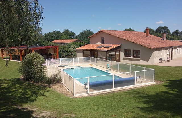 Cabaña rústica - 14 personas con piscina privada en el campo - Vendée