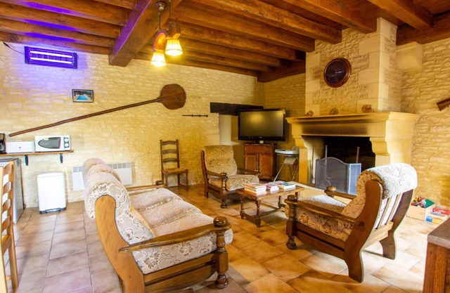 Casa rural Saint-Crépin-et-Carlucet, 4 dormitorios, 12 personas