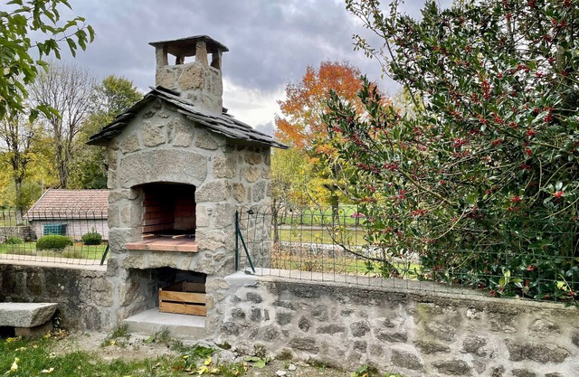 Casa rural Saint-Jeures, 4 dormitorios, 8 personas
