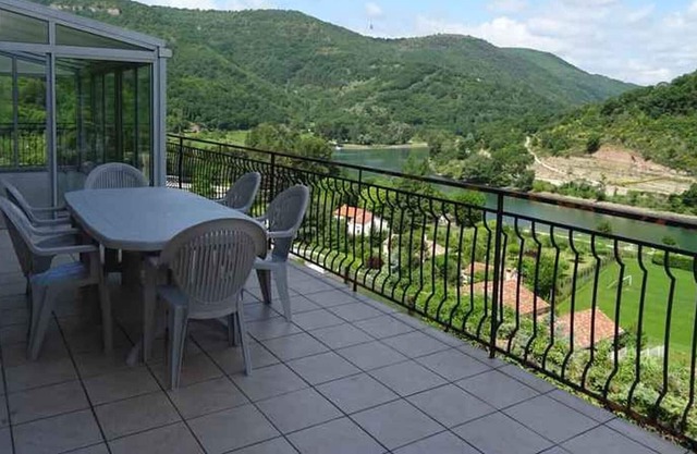 Casa rural Saint-Rome-de-Tarn, 3 dormitorios, 6 personas