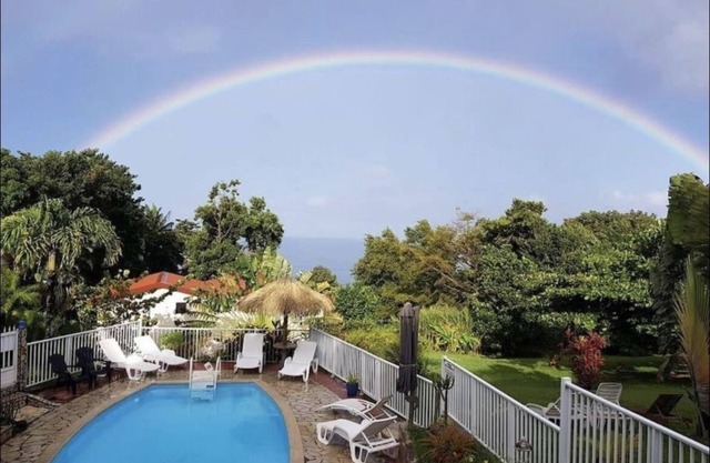 Bungalow Ti papiyon with swimming pool 5 mn from malendure beach