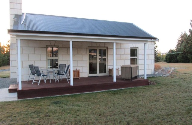 Gladstone Cottage