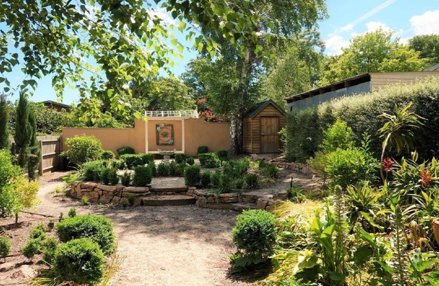 Gladstone House Beechworth