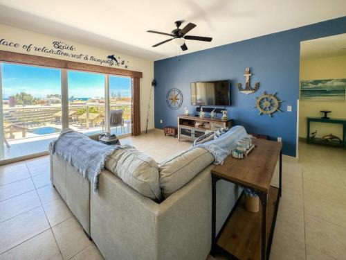 Glamorous Condo with Amazing Sunset #N402
