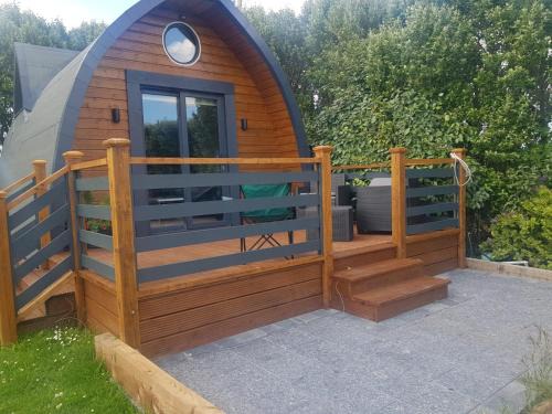 Glamorous Glamping