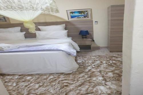 Glamour Lodges and Apartments