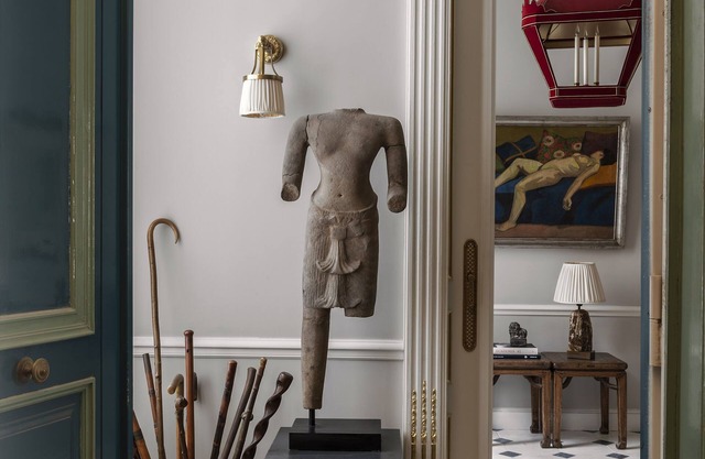 Glamourous designer 2 bedroom St Germain Rue du Bac
