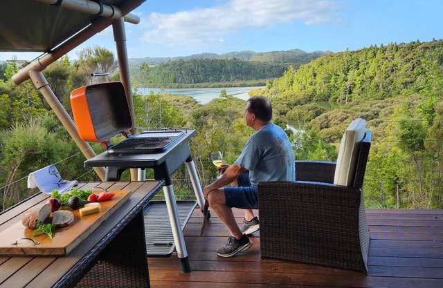 Glamping by the beautiful Ngunguru River