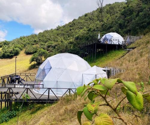 Glamping exclusivo de lujo en la montaña