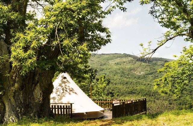 Experiencia Glamping en la Magia de la Maremma Toscana con Vista Panorámica