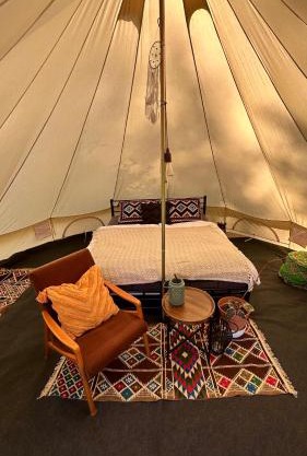 Glamping Hive by Stream