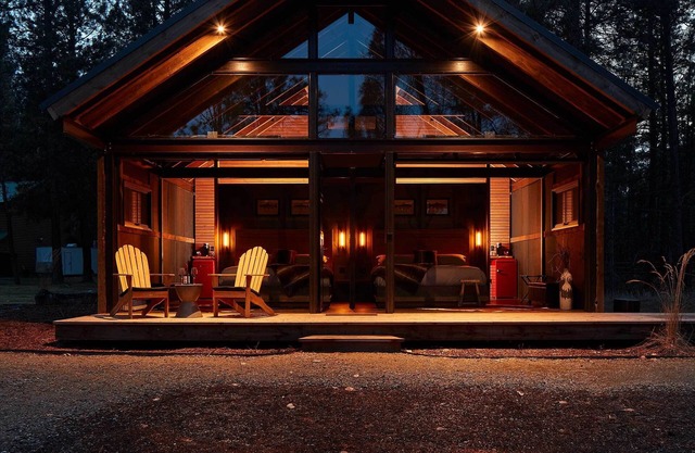 Glamping Hut on The Bitterroot River