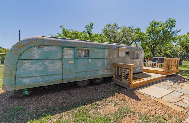 Glamping in Spicewood TX Hill Country- The Vagabond