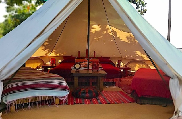 Glamping en la Maremma con Vistas a la naturaleza y el sonido del Arroyo