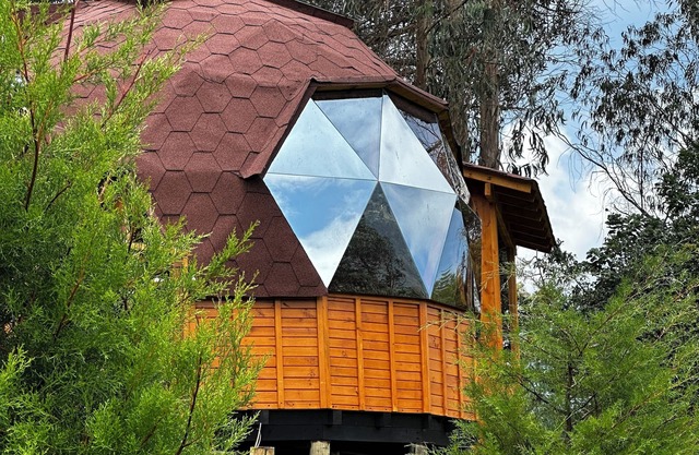 Glamping Shalom con jacuzzi, a 15 min de los termales de Santa Monica