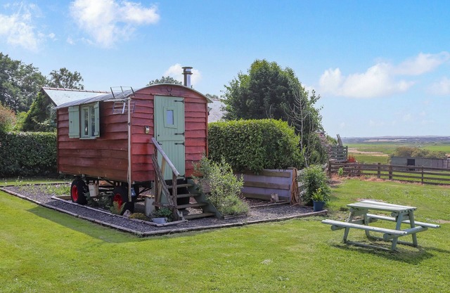 Glan Tywyn Shepherds Hut