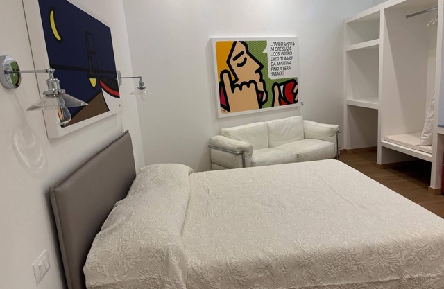 Glave Rooms
