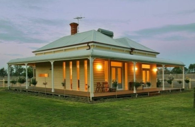 Glen Falloch Cottage Farmstay BnB Benalla