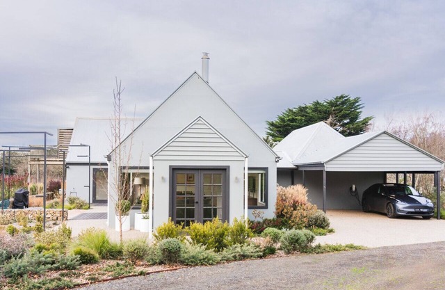 Glenfern House in the Macedon Ranges Wine Region