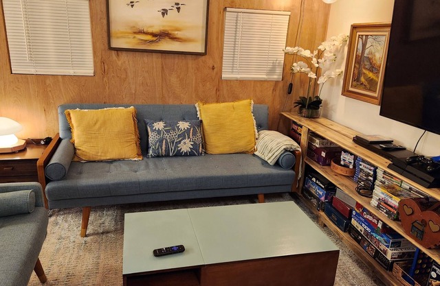 Glenkirk: custom retreat near the redwoods, Pacific Ocean, and Klamath River