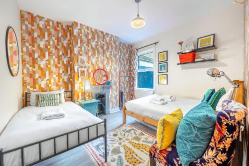Glenmont Apartment A - London
