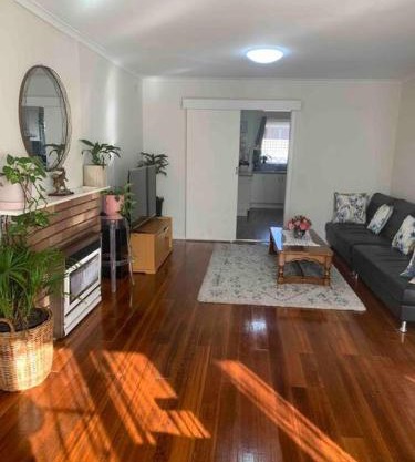Glenroy Home near airport, city&shop