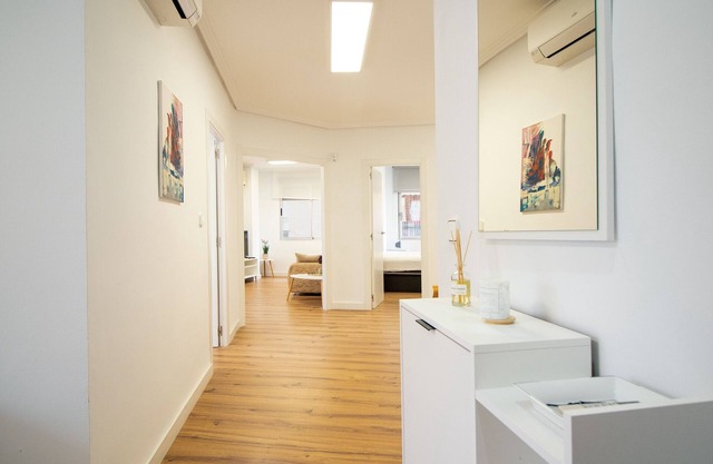 Global Properties: Vivienda céntrica de 4 habitaciones