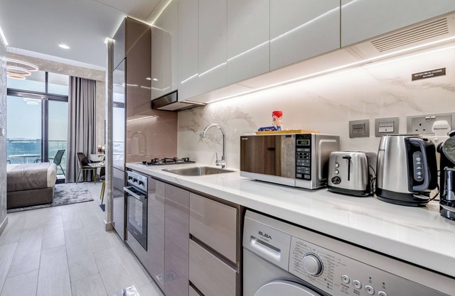 GLOBALSTAY. Azizi Riviera 48