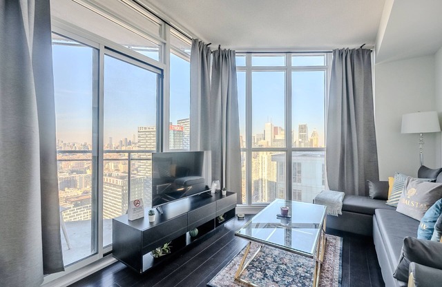 GLOBALSTAY. Elegant Downtown Apartments