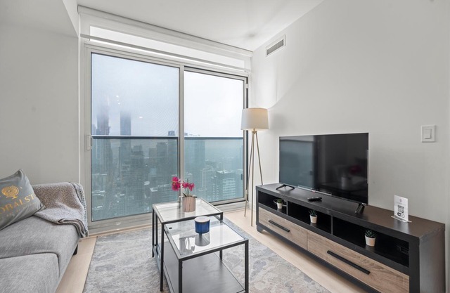 GLOBALSTAY New Modern 1BD+Den in Downtown Toronto