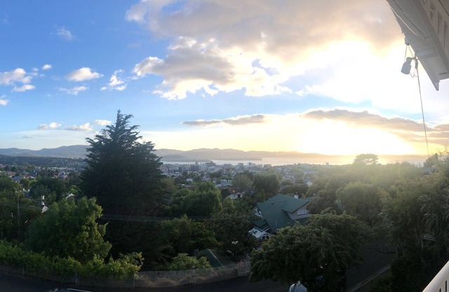 Glorious Views - beautiful 1925 heritage house