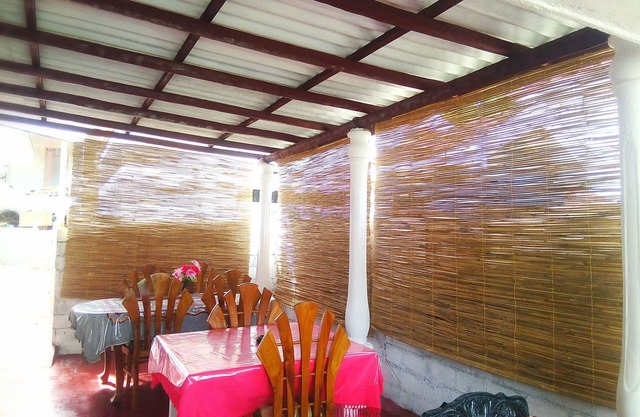 Gloriya Mathews Family Guest House