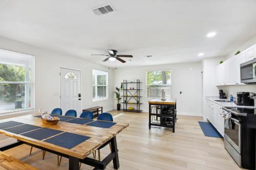 GNV 4 Bed - Stay 4 mins to UF - Family and Alumni