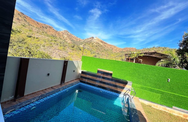 GoBravo 2BR Lux Villa wt Pvt Pool Udapur