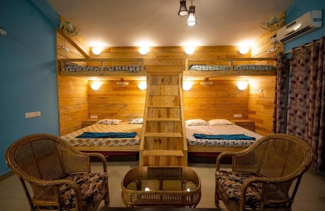 Godwill Casa Varca - King Suite with Balcony