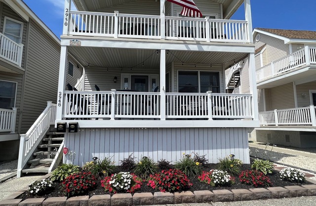 Gold Coast gem situated only one and a half blocks from the beach.
