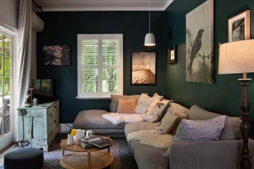 Gold Finch - stunningly designed, dog-friendly