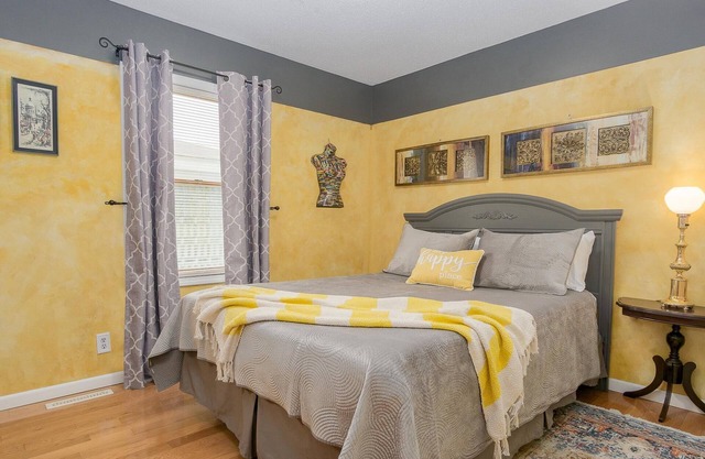 Gold Room at Newaygo Bed & Breakfast