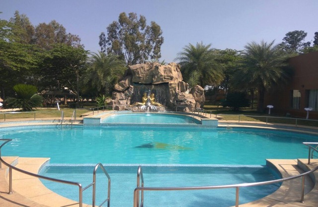 Golden Amoon Resort