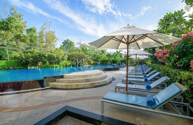 Golden Beach Cha-Am Hotel