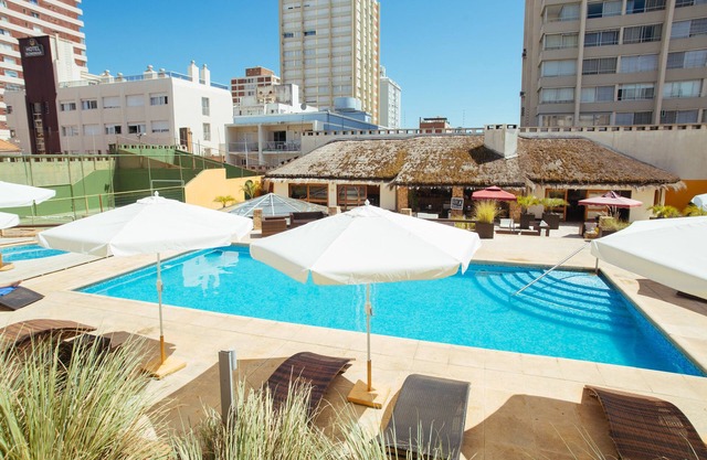 Golden Beach Resort And Spa