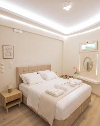 Golden City Center Suites