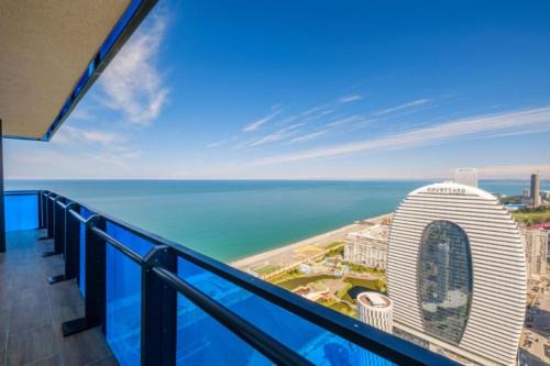 Golden Coastline Aparthotel