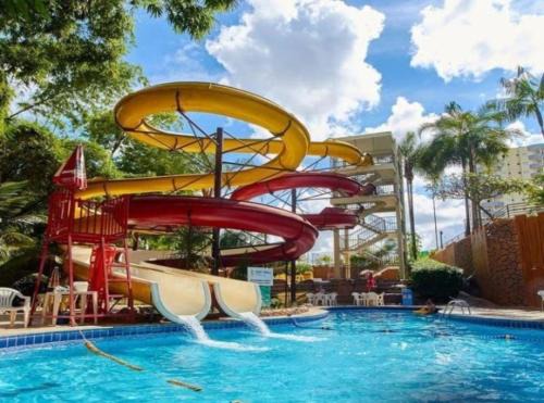 Golden Dolphin Grand Hotel - Apt 2 quartos - Comporta até 7 hospedes mais uma criança de até 5 anos - com Netflix
