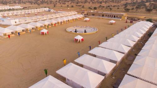 Golden Empire Desert Camp