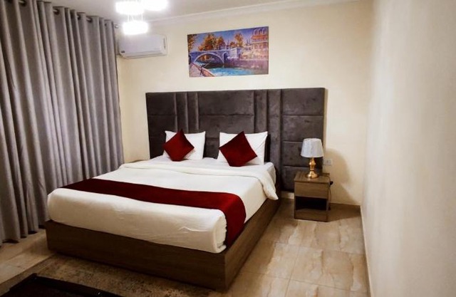 Golden Hotel