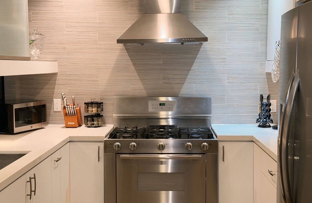 Golden Luxury Retreat SF