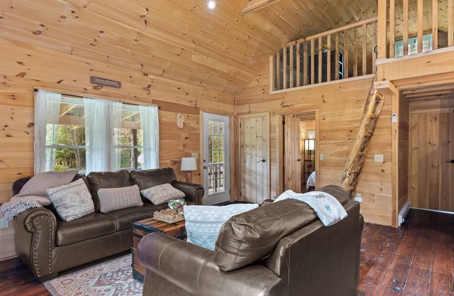Brand new cozy cabin near Cooperstown