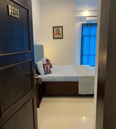 Golden Pearl Reception Hall & Hotel